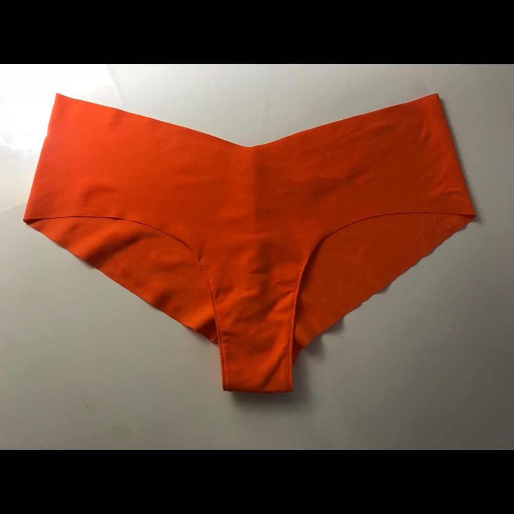 COMMANDO Low-rise Girl Short, Bright Orange
